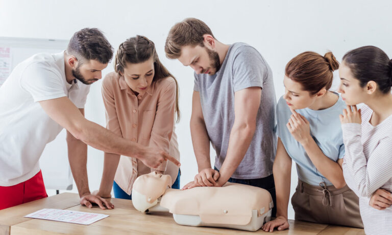 on site first aid training courses