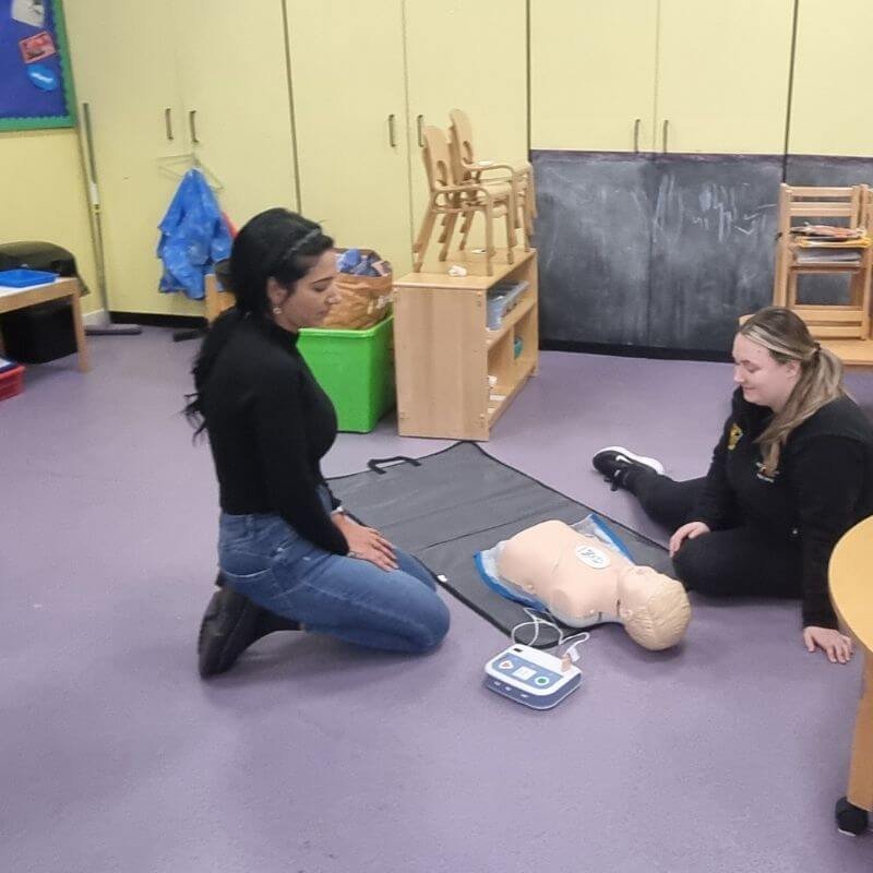 Who needs the Level 3 Paediatric First Aid Course