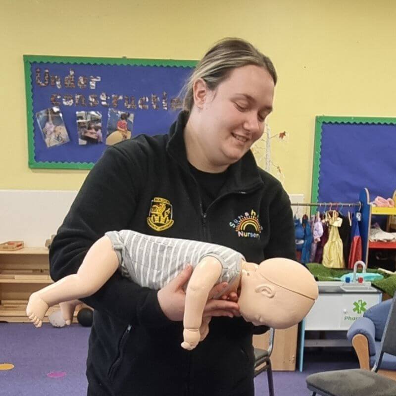 Why The Blended Paediatric First Aid Course Is the Best Option for Most Settings